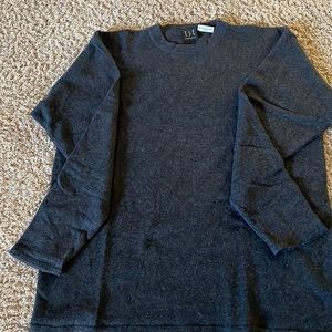 TSE 100% cashmere sweater